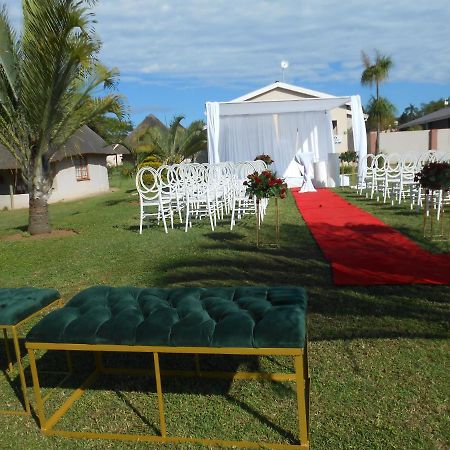 Noma-Nini Lodge ไวท์ริเวอร์ ภายนอก รูปภาพ
