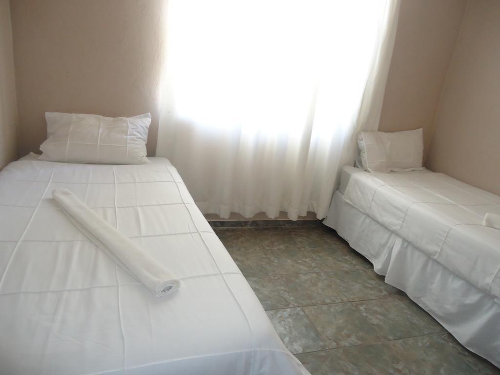 Noma-Nini Lodge ไวท์ริเวอร์ ห้อง รูปภาพ